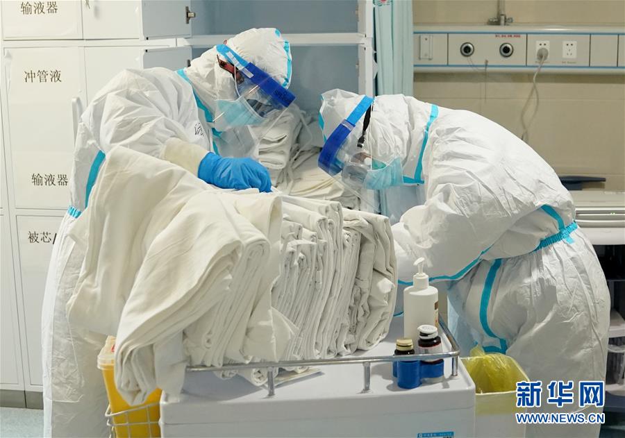 （抗疫一線醫(yī)務人員英雄群體&middot;圖文互動）（5）同濟醫(yī)院&ldquo;尖刀連&rdquo;：決戰(zhàn)在&ldquo;新冠重癥高地&rdquo;