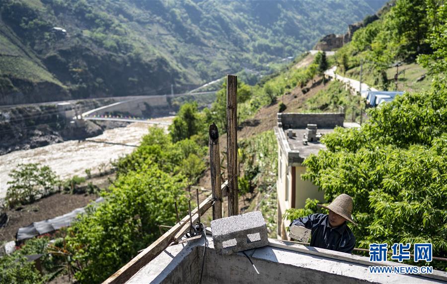 (新華全媒頭條·決戰(zhàn)決勝脫貧攻堅(jiān)·督戰(zhàn)未摘帽貧困縣·圖文互動(dòng))(12)脫貧的歌聲——云南直過(guò)民族和人口較少民族共入新時(shí)代