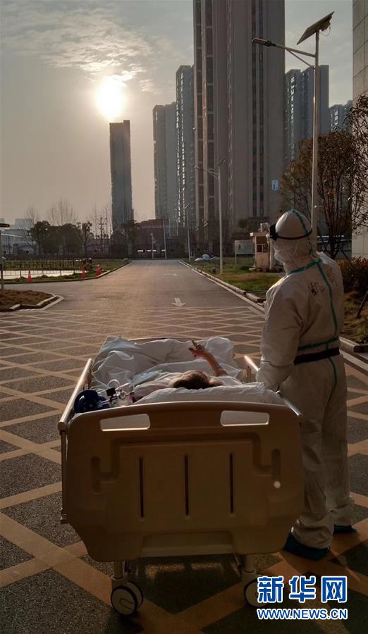 （新華全媒頭條&middot;圖文互動）（3）奮斗結(jié)碩果，再寫新篇章&mdash;&mdash;寫在共和國71周年華誕之際