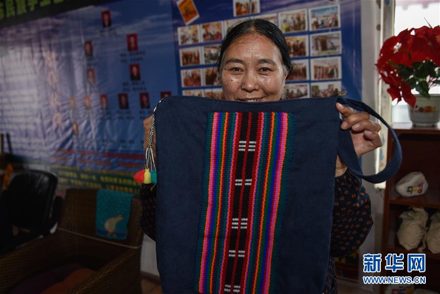 （集中連片特困地區(qū)貧困村調(diào)研行&middot;圖文互動(dòng)）（3）長江源村人的兩個(gè)家和幸福夢(mèng)&mdash;&mdash;青海格爾木市長江源村脫貧調(diào)查