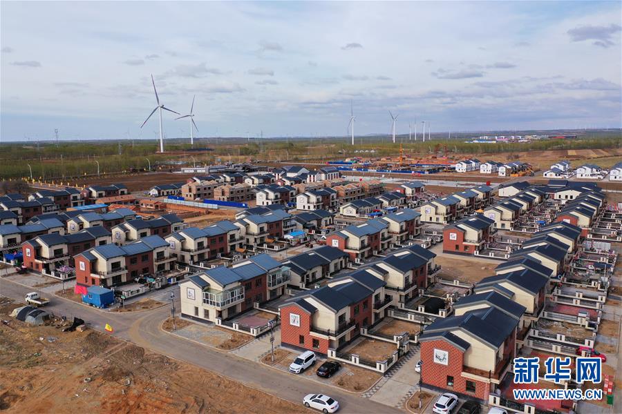 (集中連片特困地區(qū)貧困村調(diào)研行·圖文互動)(4)壩上小村莊 闊步奔小康——河北張北縣德勝村脫貧調(diào)查