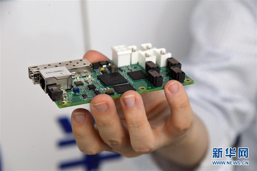 (新華全媒頭條·圖文互動)(2)逆勢增長5.9%的背后——中關(guān)村創(chuàng)新地標(biāo)里蘊(yùn)藏的發(fā)展密碼