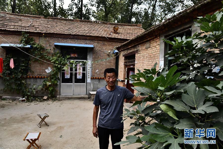 （決戰(zhàn)決勝脫貧攻堅(jiān)&middot;圖文互動(dòng)）（4）&ldquo;灘里人&rdquo;陳百藏的&ldquo;蓋房&rdquo;記