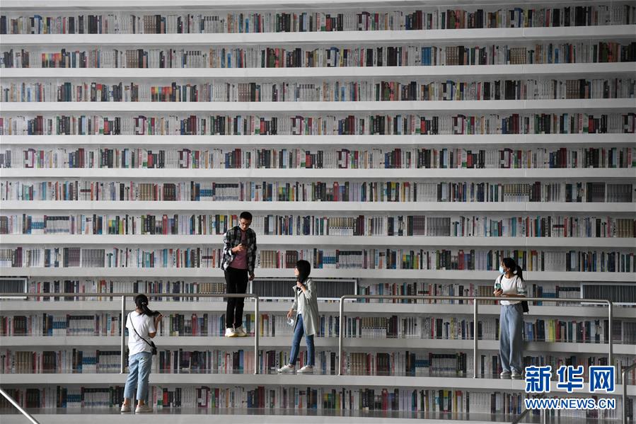 （新華全媒頭條&middot;圖文互動(dòng)）（4）我們都是讀者&mdash;&mdash;促進(jìn)全民閱讀 構(gòu)建書香社會(huì) 