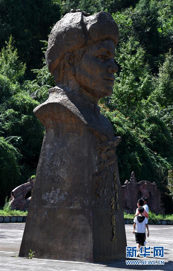 （決戰(zhàn)決勝脫貧攻堅(jiān)&middot;圖文互動）（2）&ldquo;堵槍眼&rdquo;的脫貧戰(zhàn)怎么打？&mdash;&mdash;繼光村見聞