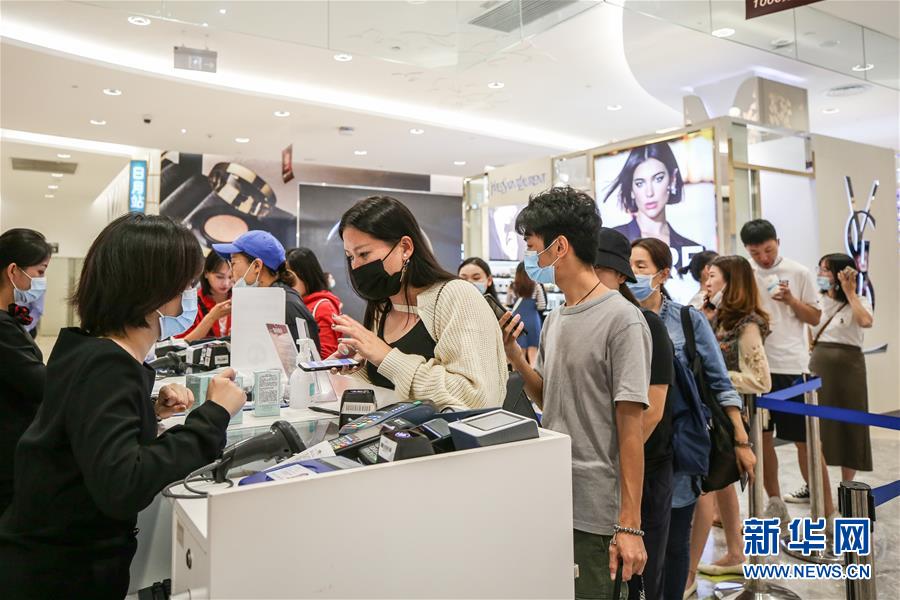 （新華全媒頭條&middot;圖文互動）（4）海納百川共揚(yáng)帆&mdash;&mdash;黨的十九大以來以習(xí)近平同志為核心的黨中央引領(lǐng)中國高水平對外開放紀(jì)實(shí)