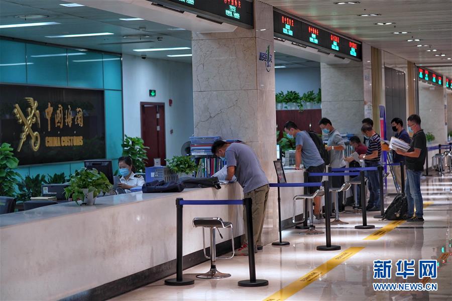 （新華全媒頭條&middot;圖文互動）（10）海納百川共揚(yáng)帆&mdash;&mdash;黨的十九大以來以習(xí)近平同志為核心的黨中央引領(lǐng)中國高水平對外開放紀(jì)實(shí)