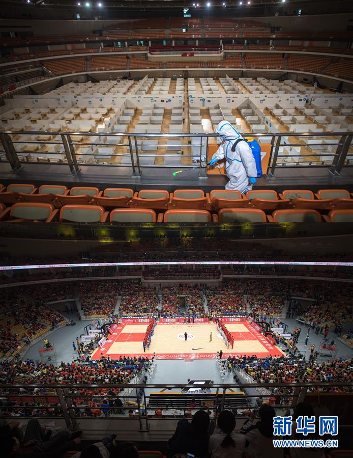 (新華全媒頭條·圖文互動)(18)歷史交匯點上的宏偉藍圖——《中共中央關(guān)于制定國民經(jīng)濟和社會發(fā)展第十四個五年規(guī)劃和二〇三五年遠景目標的建議》誕生記