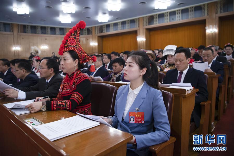 (新華全媒頭條·青春的夢想 青春的奮斗·圖文互動)(3)二〇二一——二〇三五:照見你我青春路