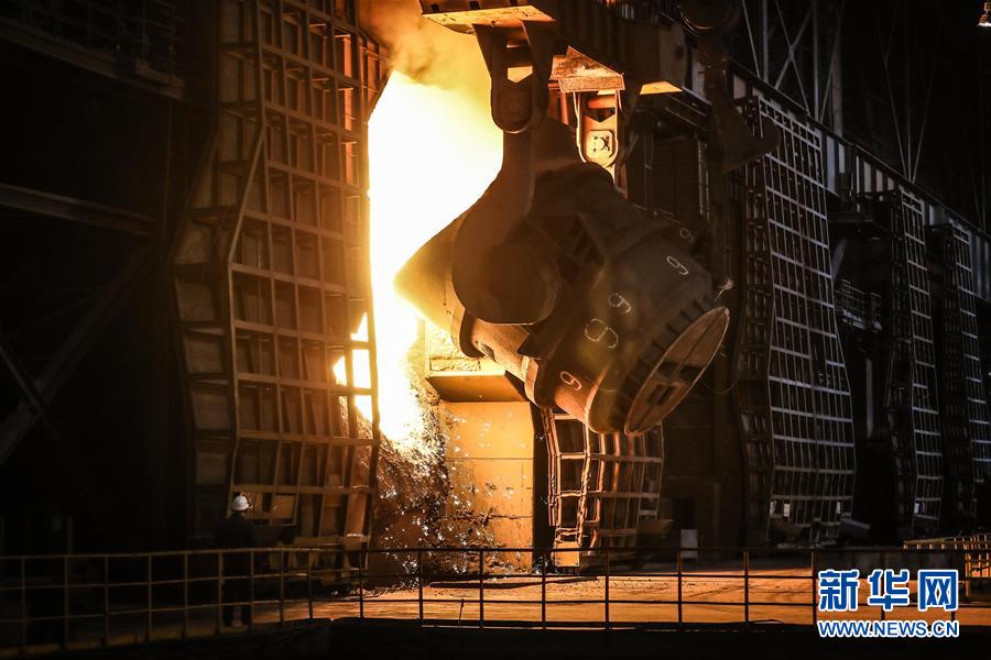 (新華全媒頭條·兩會(huì)特別報(bào)道·圖文互動(dòng))(3)齊心協(xié)力 砥礪奮進(jìn)——2020年全國(guó)兩會(huì)凝聚起決戰(zhàn)決勝的強(qiáng)大力量