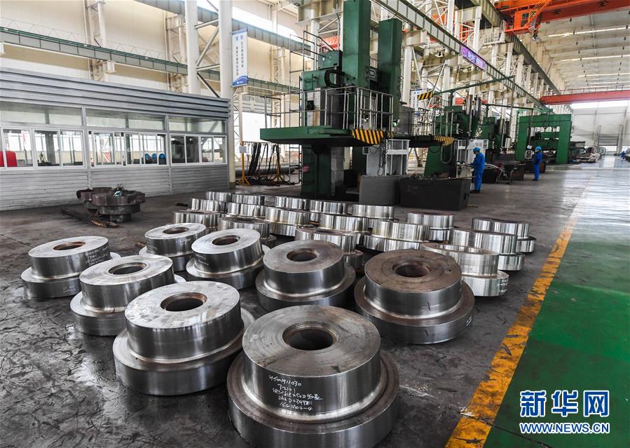 (新華全媒頭條·兩會(huì)特別報(bào)道·圖文互動(dòng))(4)齊心協(xié)力 砥礪奮進(jìn)——2020年全國(guó)兩會(huì)凝聚起決戰(zhàn)決勝的強(qiáng)大力量