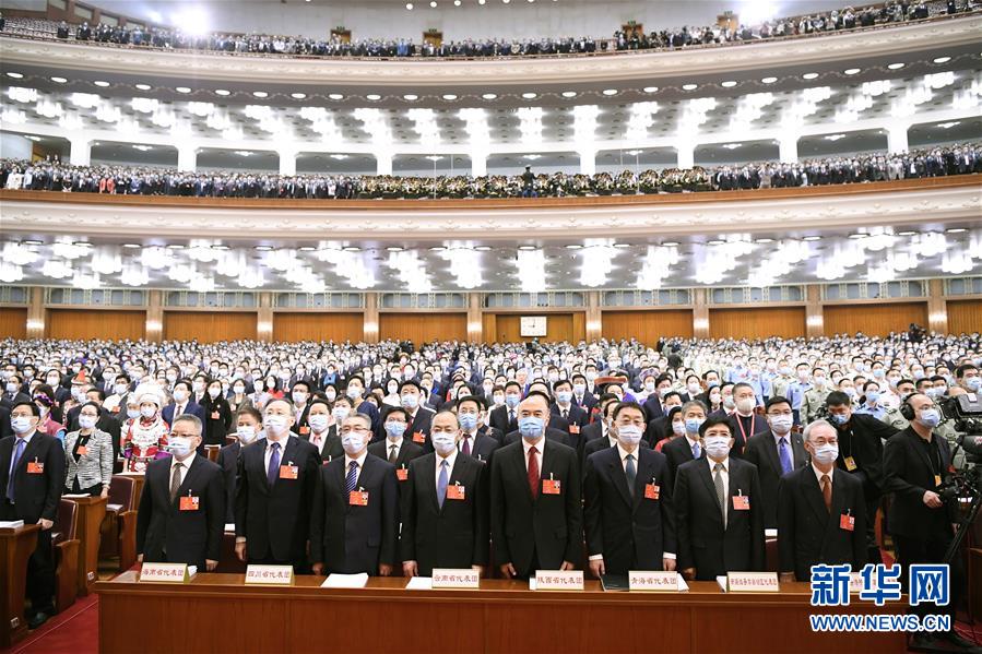 （兩會(huì)&middot;人大開幕&middot;XHDW）（33）十三屆全國人大三次會(huì)議在京開幕