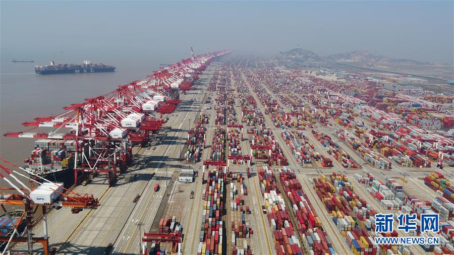 (新華全媒頭條·兩會(huì)精神看落實(shí)·圖文互動(dòng))(9)培育新機(jī) 開辟新局——落實(shí)全國兩會(huì)精神激發(fā)經(jīng)濟(jì)發(fā)展新動(dòng)能述評