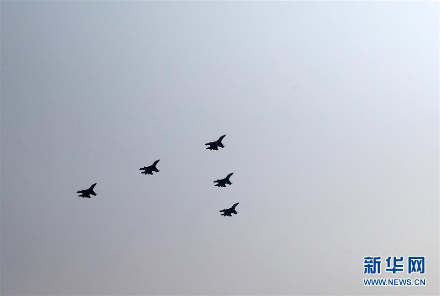 （國(guó)慶70周年&middot;慶祝大會(huì)）慶祝中華人民共和國(guó)成立70周年大會(huì)在京隆重舉行