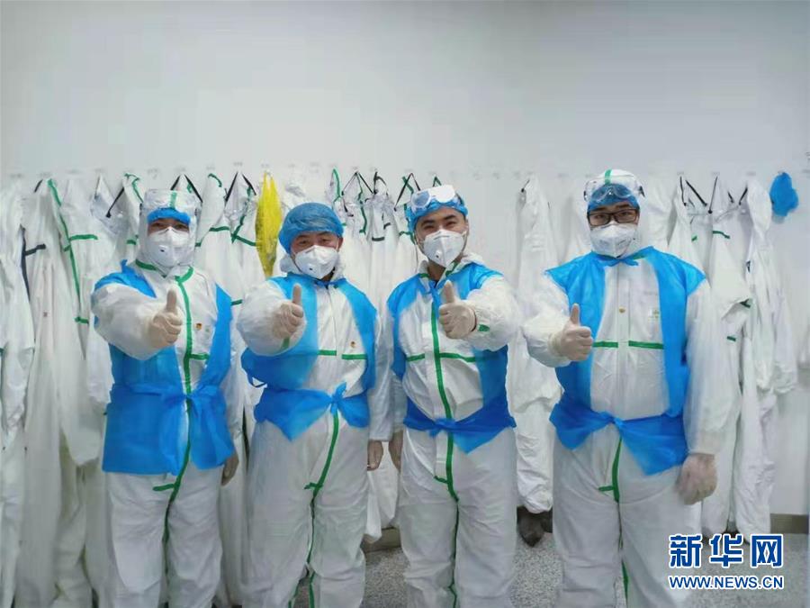 （習近平致敬的戰(zhàn)&ldquo;疫&rdquo;英雄&middot;志愿者篇&middot;圖文互動）（2）他們，微光成炬照征程