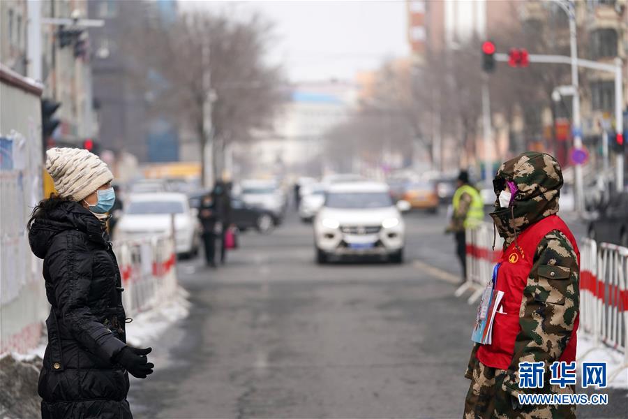 （習近平致敬的戰(zhàn)&ldquo;疫&rdquo;英雄&middot;志愿者篇&middot;圖文互動）（12）他們，微光成炬照征程