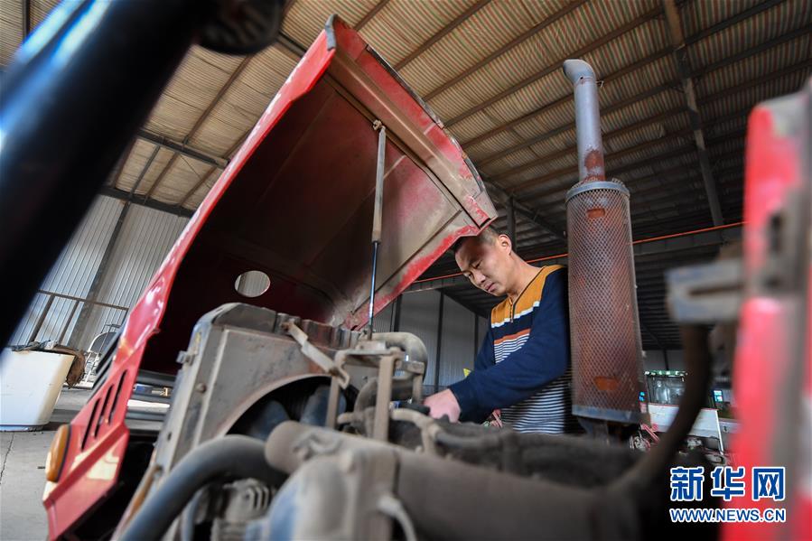 (在習近平新時代中國特色社會主義思想指引下——新時代新作為新篇章·習近平總書記關(guān)切事·圖文互動)(13)春耕忙 信心足——谷雨時節(jié)走馬東北直擊糧事
