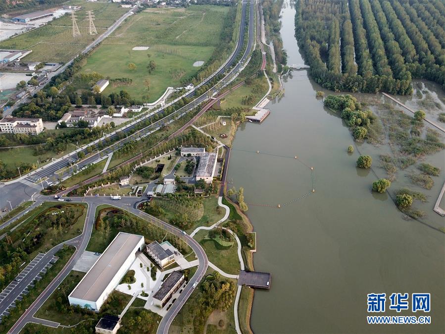 (在習(xí)近平新時(shí)代中國特色社會(huì)主義思想指引下——新時(shí)代新作為新篇章·習(xí)近平總書記關(guān)切事·圖文互動(dòng))(5)長三角的新答卷——“十三五”收官之年的長三角一體化新故事