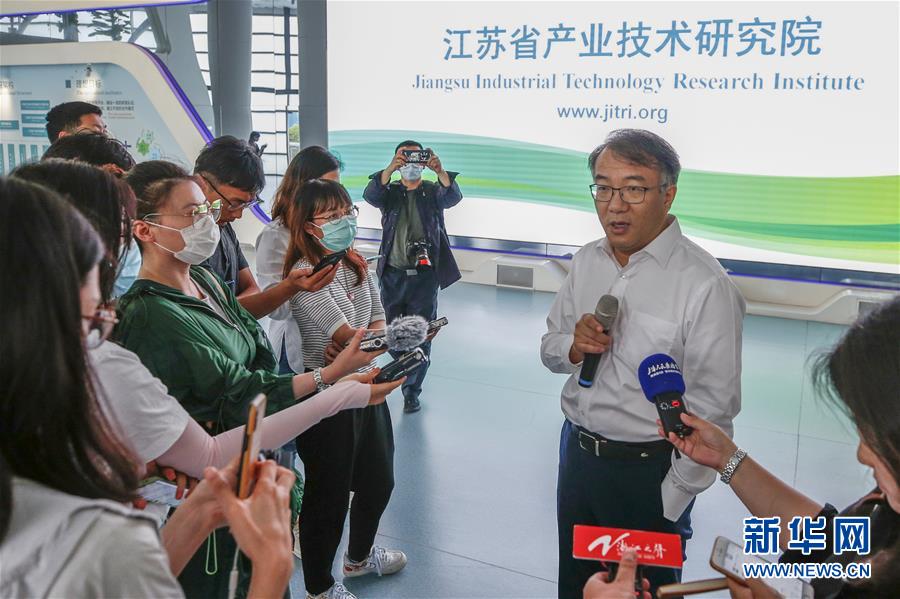 （在習(xí)近平新時代中國特色社會主義思想指引下&mdash;&mdash;新時代新作為新篇章&middot;習(xí)近平總書記關(guān)切事&middot;圖文互動）（4）&ldquo;從0到1&rdquo;的堅守與突破：攀登科學(xué)高峰的那些&ldquo;一生一事&rdquo;