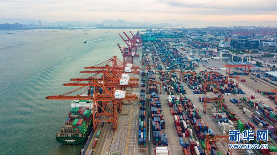 (在習近平新時代中國特色社會主義思想指引下——新時代新作為新篇章·習近平總書記關切事·圖文互動)(5)我家大門常打開——經濟特區(qū)全方位對外開放故事