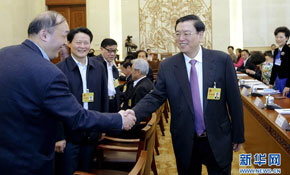 十二屆全國人大常委會第八次會議分組審議環(huán)保法修訂草案