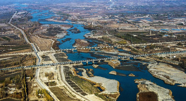 站在新的歷史起點上&mdash;&mdash;以習近平同志為總書記的黨中央關(guān)心新疆發(fā)展紀實