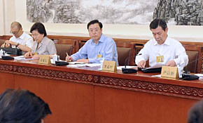 全國(guó)人大常委會(huì)分組審議特種設(shè)備安全法草案等