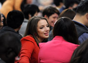 會(huì)議現(xiàn)場(chǎng)的境外媒體記者