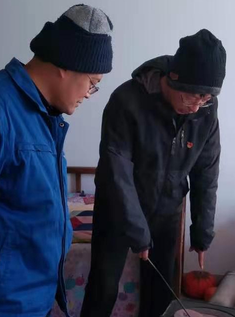 華能駐河北什巴臺(tái)村工作隊(duì)員高月利 我來張北當(dāng)&ldquo;農(nóng)民&rdquo;