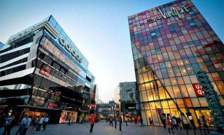 線下遭遇停業(yè)潮，球鞋市場如何自救？