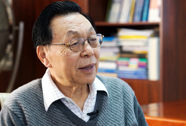 找到更古老的巖石，把月球的歷史理解得更完全