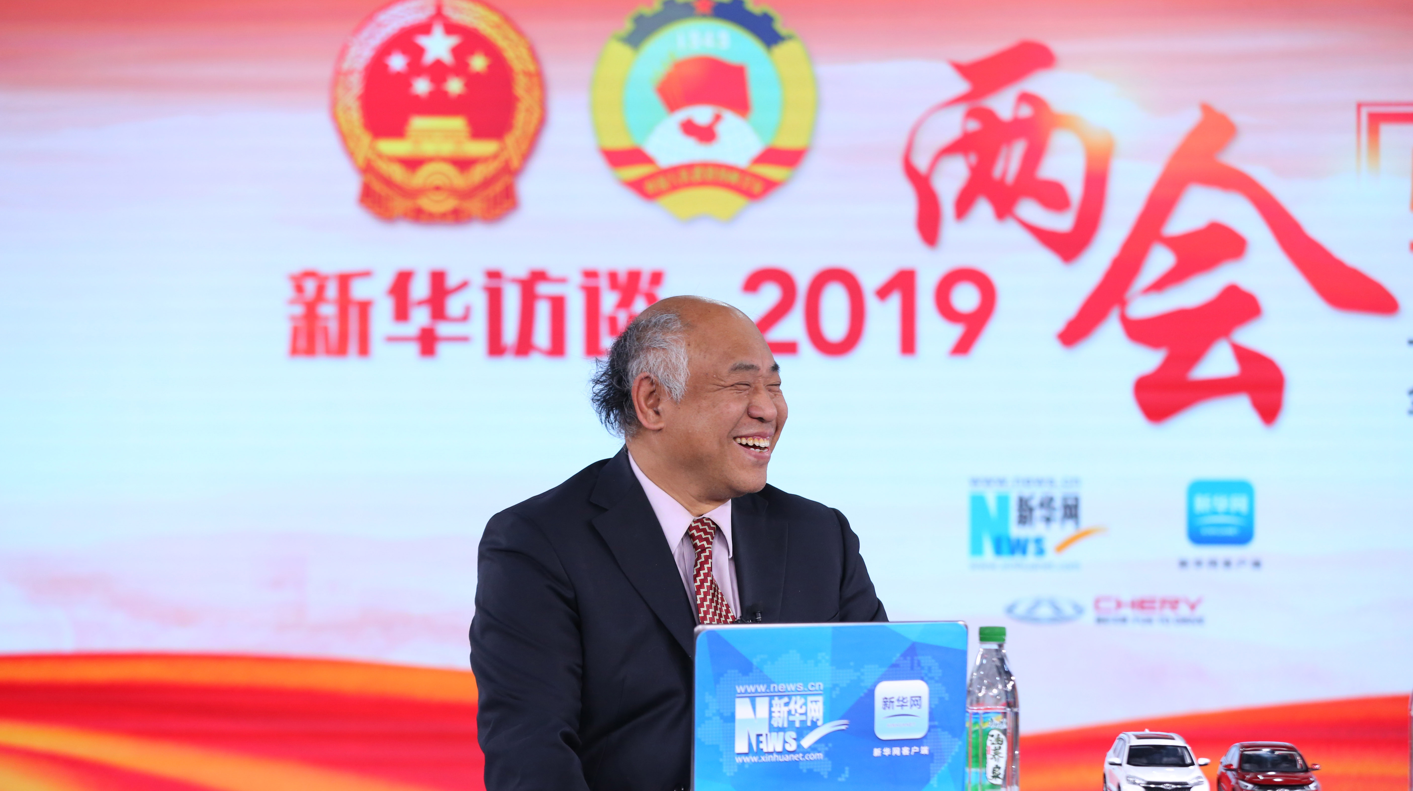 楊宜勇：宏觀調(diào)控首次將就業(yè)與財(cái)政、貨幣政策工具并列