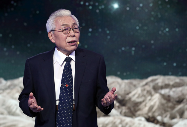 雖然已經(jīng)84歲了，但我還會(huì)加倍努力。