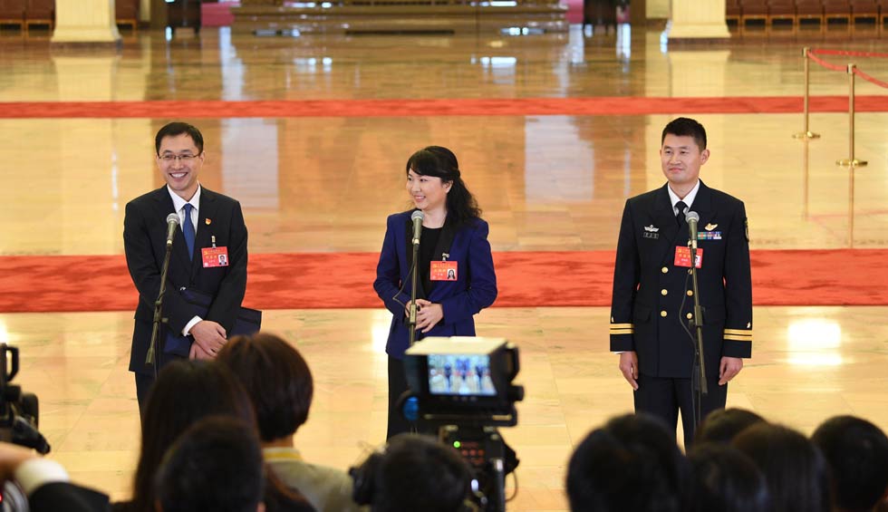 孟祥飛、李媛、曹先建接受采訪