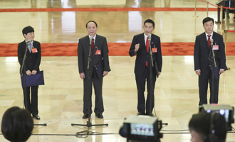 邱賽珍、張蜀新、潘克剛、李新民代表接受采訪