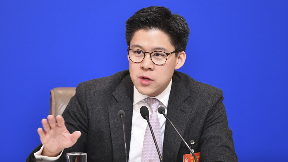 全國政協(xié)委員、中國香港體育協(xié)會暨奧林匹克委員會副會長、霍英東集團副總裁 霍啟剛