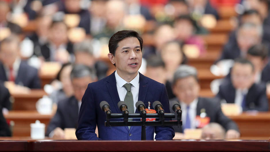 中國民間商會(huì)副會(huì)長(zhǎng)，百度在線網(wǎng)絡(luò)技術(shù)（北京）有限公司董事長(zhǎng)兼首席執(zhí)行官 李彥宏