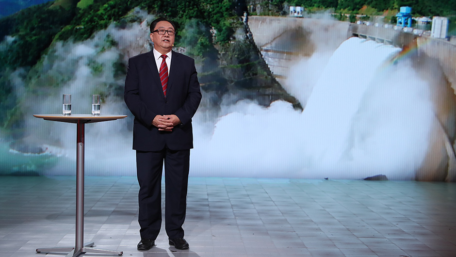 國家開發(fā)投資集團(tuán)有限公司黨組書記、董事長王會(huì)生