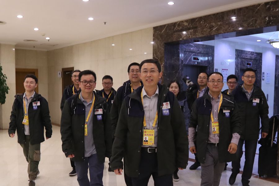 新華網(wǎng)國慶前方報道團隊，出發(fā)啦！