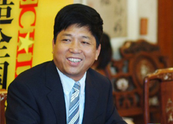 雅戈爾－務(wù)實(shí)并非不務(wù)正業(yè)