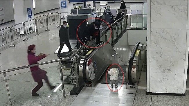 你飛身跳躍的樣子，真帥！