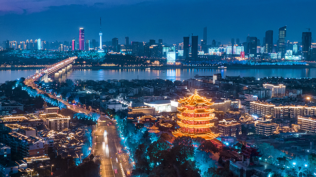 嗨，我是武漢，我是追夢(mèng)人！