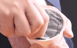 味同嚼鐵？ 日本&ldquo;鐵味&rdquo;冰淇淋面世