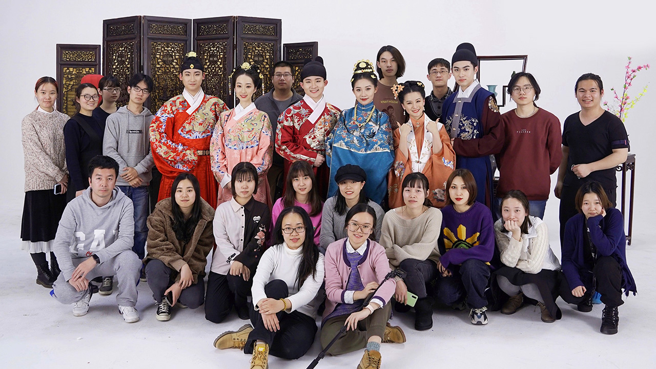 追夢中國人|維京：漢服春晚，一個講了十年的故事