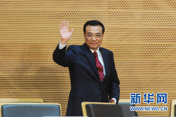 5月5日，中國國務院總理李克強在位于亞的斯亞貝巴的非洲聯(lián)盟總部發(fā)表題為《開創(chuàng)中非合作更加美好的未來》的演講。 新華社記者 謝環(huán)馳 攝 