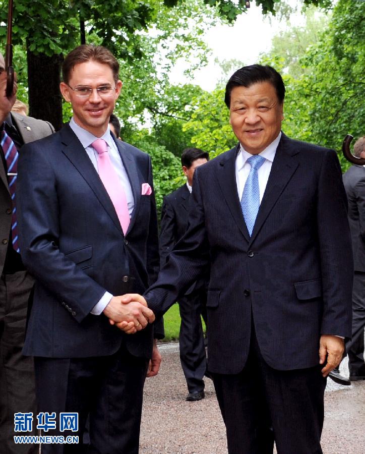 6月12日，中共中央政治局常委、中央書記處書記劉云山在赫爾辛基會見芬蘭總理卡泰寧。 新華社記者饒愛民攝