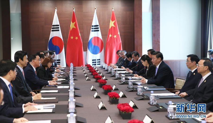 7月4日，國家主席習近平在首爾會見韓國總理鄭烘原。 新華社記者謝環(huán)馳攝 