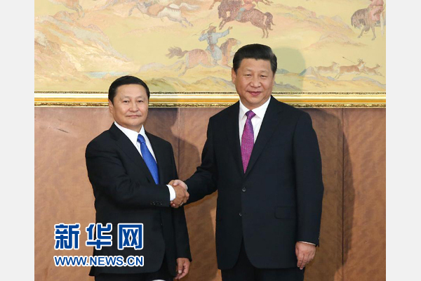 8月22日，國(guó)家主席習(xí)近平在烏蘭巴托會(huì)見(jiàn)蒙古國(guó)總理阿勒坦呼亞格。 新華社記者龐興雷攝 