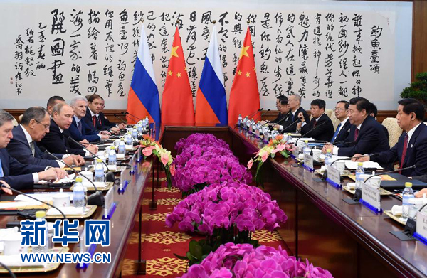 11月9日，中國(guó)國(guó)家主席習(xí)近平在北京釣魚臺(tái)國(guó)賓館會(huì)見俄羅斯總統(tǒng)普京。新華社記者 饒愛民 攝