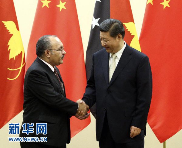 11月22日，國家主席習(xí)近平在斐濟(jì)楠迪會(huì)見巴布亞新幾內(nèi)亞總理奧尼爾。 新華社記者姚大偉攝 